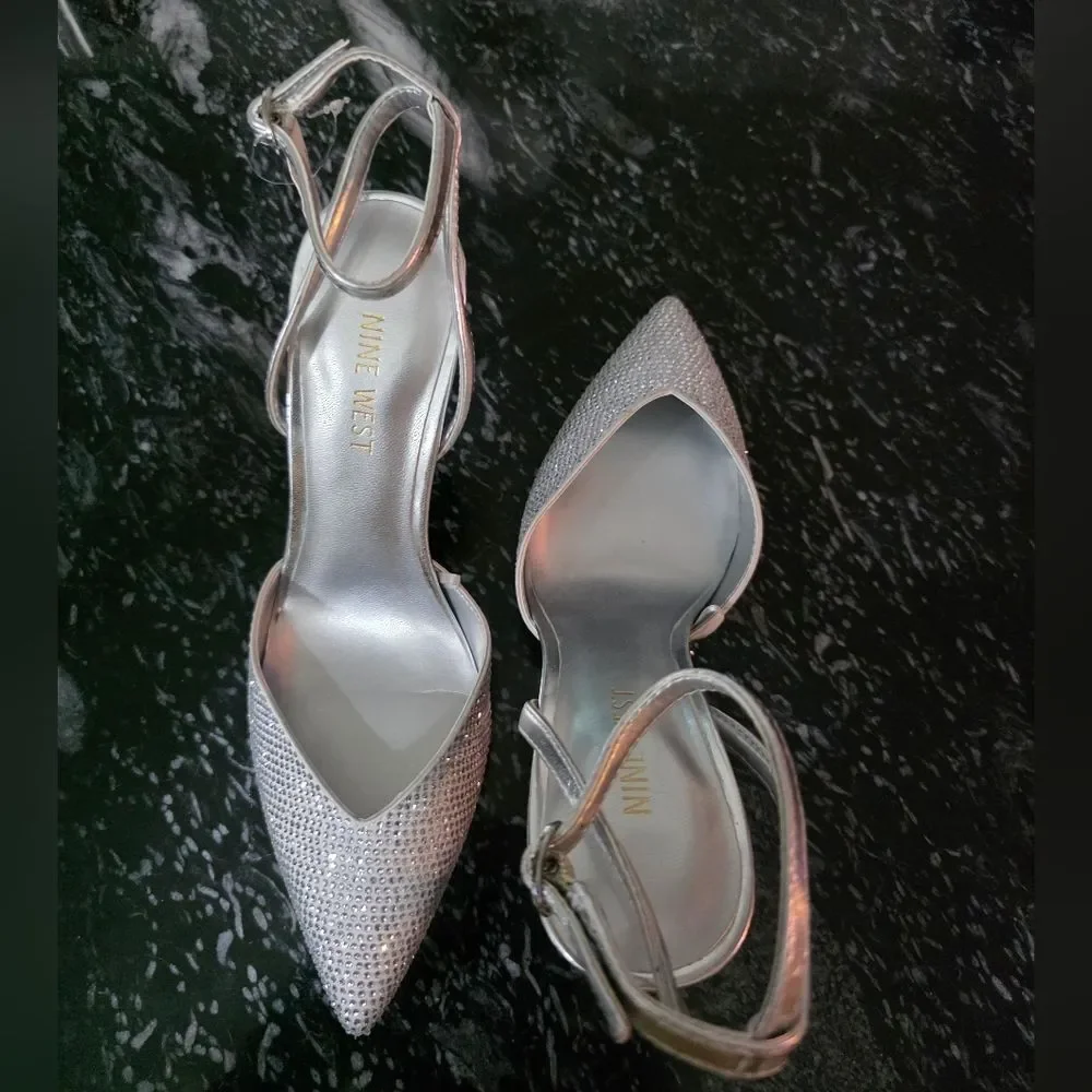 BRAND NEW NINE WEST POINTED TOE RHINESTONE HEELS SANDAL